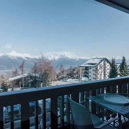 Chaleureux Proche Des Pistes De Lägenhet